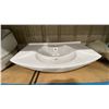 Image 3 : 2 STAINLESS STEEL DOUBLE BASIN DROP IN SINKS & 4 PORCELAIN SINKS