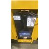Image 9 : 2001 YALE OS030BEN24TE105 STAND ON ELECTRIC ORDER PICKER WITH 6483.1 HOURS, 24 VOLT BATTERY, 2500LB