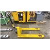 Image 1 : YELLOW 5000LB CAPACITY PALLET JACK