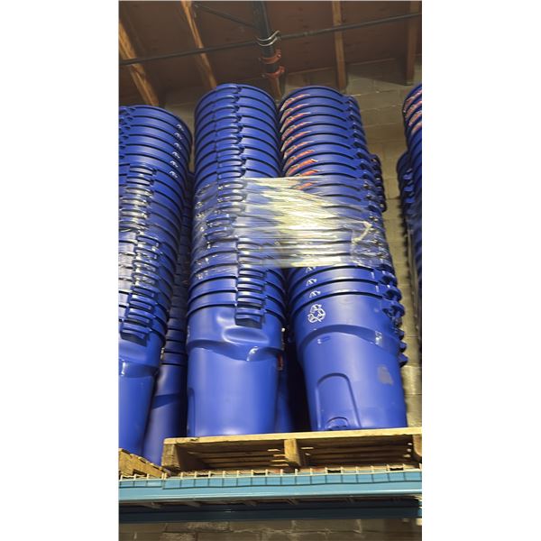 4 STACKS OF 20 BLUE RUBBERMAID ROUGHNECK RECYCLE/TRASH BINS WITH LIDS- 32 GAL/ 121 L