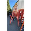 Image 1 : WERNER PODIUM 6' ORANGE CARBON FIBER INDUSTRIAL PLATFORM LADDER