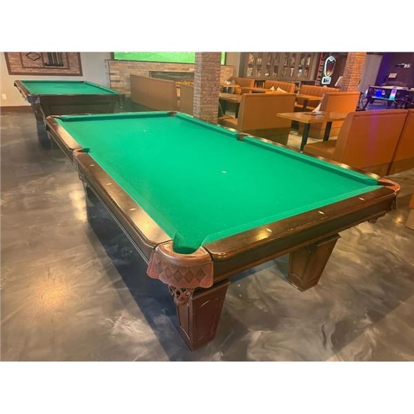 AUTHENTIC DYNAMIC BURLINGTON 8' CONTEMPORARY SLATE POOL TABLE WITH CHAMPION GREEN CARPETING