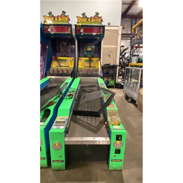 ICE GAMES DIGITAL DUNK 'N' ALIEN SKEE-BALL COMMERCIAL COIN OPERATED ARCADE REDEMPTION MACHINE