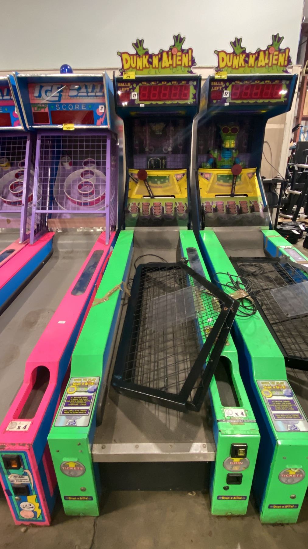 ICE GAMES DIGITAL DUNK 'N' ALIEN SKEE-BALL COMMERCIAL COIN OPERATED ...