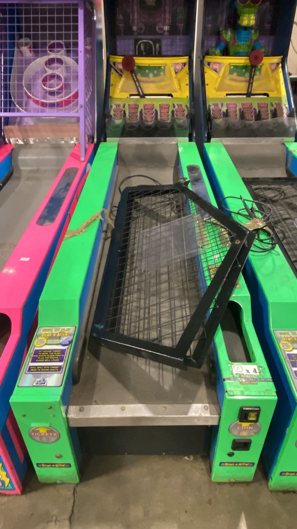 ICE GAMES DIGITAL DUNK 'N' ALIEN SKEE-BALL COMMERCIAL COIN OPERATED ...