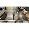 Image 4 : 3 BAY STAINLESS STEEL 85"W X 28"D X 37"H COMMERCIAL RINSE SINK WITH FAUCET & RINSE WAND