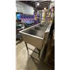 Image 6 : 3 BAY STAINLESS STEEL 85"W X 28"D X 37"H COMMERCIAL RINSE SINK WITH FAUCET & RINSE WAND