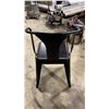 Image 4 : 4 METAL CURVED BACK MODERN CAFE CHAIRS
