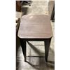 Image 3 : STACK OF 4 METAL MODERN BAR HEIGHT STOOLS