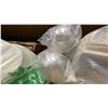 Image 4 : SHELF OF ASSORTED RESTAURANT TAKE-OUT CUPS & ITEMS