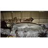 Image 3 : 4 SETS OF BROWN TRI-LIGHT POOL HALL TABLE LIGHTING