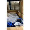 Image 7 : SHELF OF DISPOSABLE BEVERAGE CUPS, CONDIMENTS, LED STRIP LIGHTS, MMA GLOVES, PING PONG GLOVES,