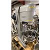 Image 2 : HOBART M-802, 3 PHASE HEAVY DUTY LARGE QUART COMMERCIAL MIXER WITH 20" DIAMETER MIXING BOWL,
