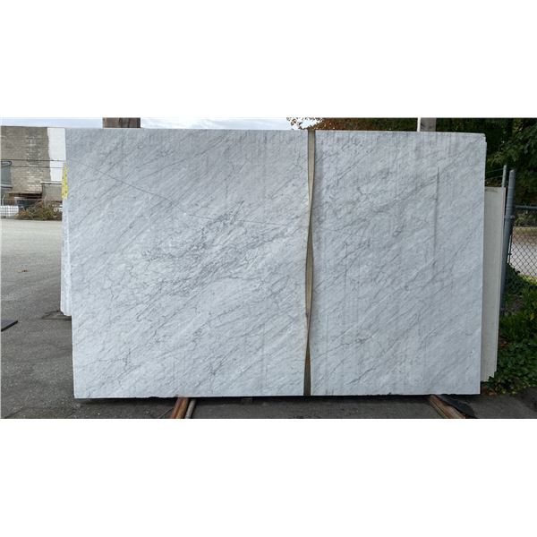 1 STONE COUNTERTOP SLAB WHITE WITH GREY GRAIN APPROX 10'L X 6.5'W X 3/4" THICK