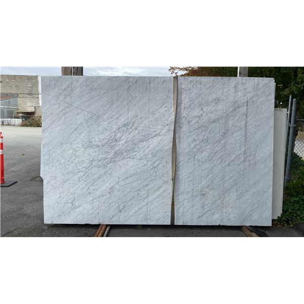 1 STONE COUNTERTOP SLAB WHITE WITH GREY GRAIN APPROX 10'L X 6.5'W X 3/4" THICK