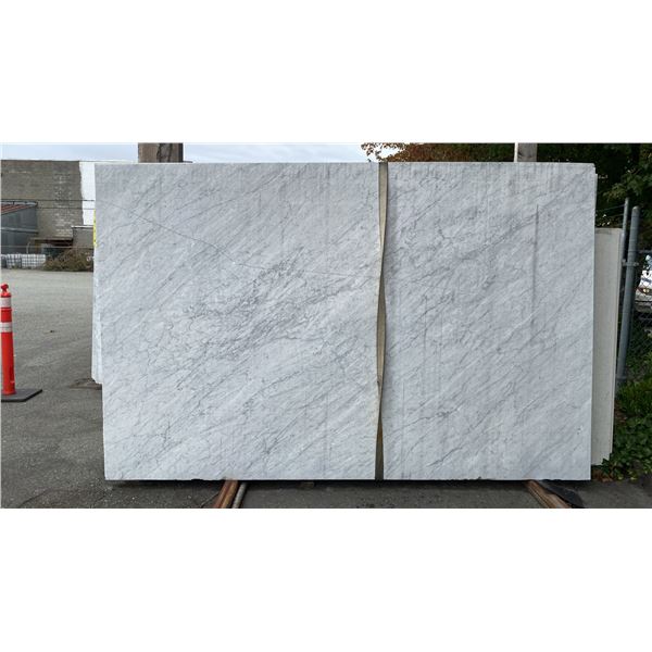 1 STONE COUNTERTOP SLAB WHITE WITH GREY GRAIN APPROX 10'L X 6.5'W X 3/4" THICK