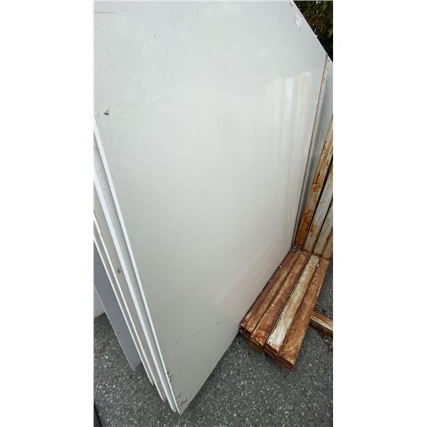 1 WHITE STONE COUNTERTOP SLAB APPROX 10' 7"L X 5' 4"W X 3/4" THICK