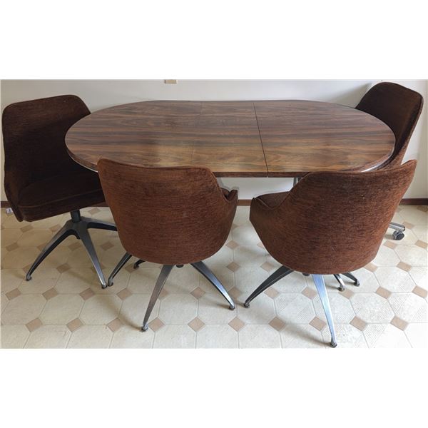 Mid Century Modern Dining Table with Four Swivel Chairs