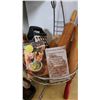 Image 5 : Kitchen Cutlery, Utensils, Coronet Electric Knife, Banana Stand, and Noodle Makers
