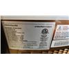 Image 11 : Insignia NS-AF50BK2-C Digital Air Fryer and Frigidaire EFI206-COPPER Ice Maker