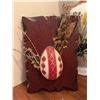 Image 6 : Decor Lot with Coppercraft Guild Mail Holder, Vases, and Framed Decorative Eggs