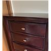 Image 2 : Six-Drawer MDF Dresser, 32" x 17" x 56"