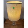 Image 4 : Pair of Vintage Night Table Lamps