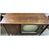 Image 1 : Vintage Philco Model 5935 Console TV Stereo Unit 50" Wide