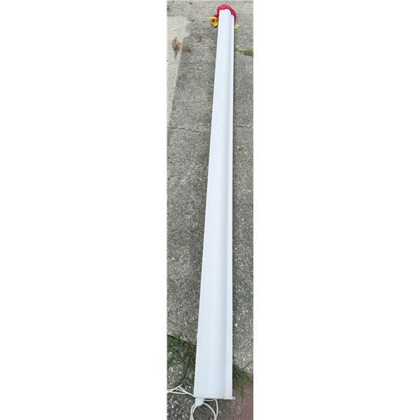 Da-Lite Electric Projection Screen Model 95854