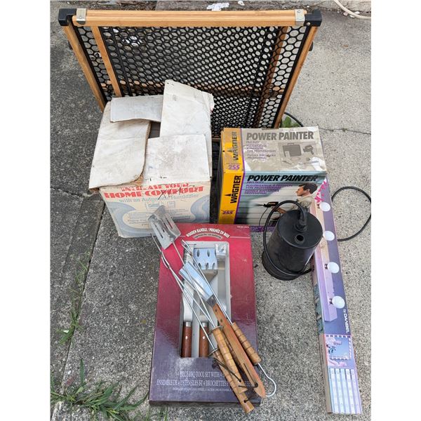 Home and Yard Lot: Pump, Power Painter, BBQ Tools, Humidifier