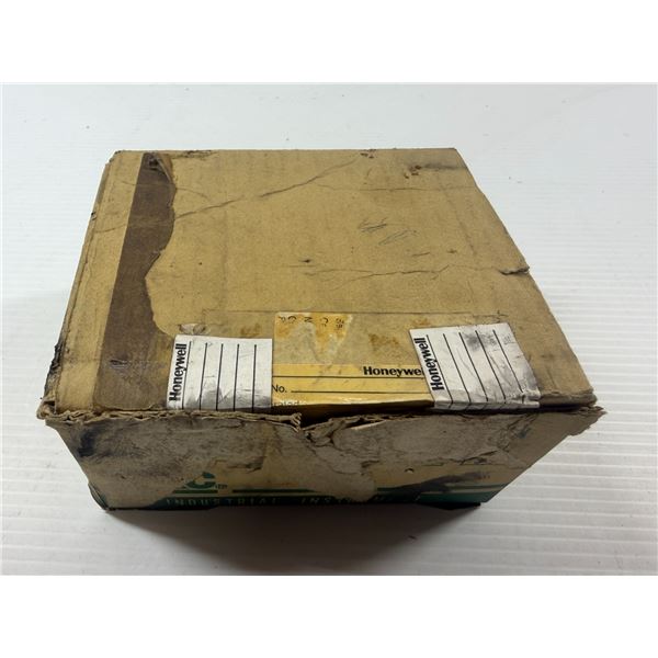 RKC Instrument #CB400FJ02-M*NN-NN/N / #CB400 Temperature Controller