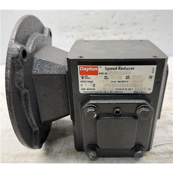 Dayton #4Z291E Speed Reducer Gearbox 1.00 HP Torque 160 IN LBS Ratio 5.1