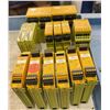 Image 5 : Lot of (14) Pilz Safety Relays