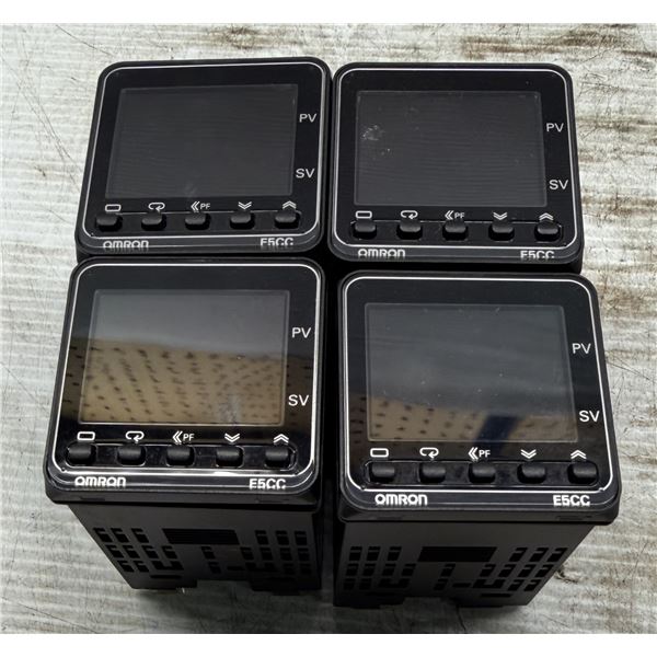 (4) Omron #E5CC-QX3A5M-000 Digital Controllers
