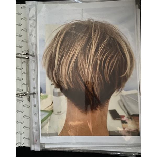 Terminator: Dark Fate Grace (Mackenzie Davis) Wig Matching Continuity Binder Memorabilia