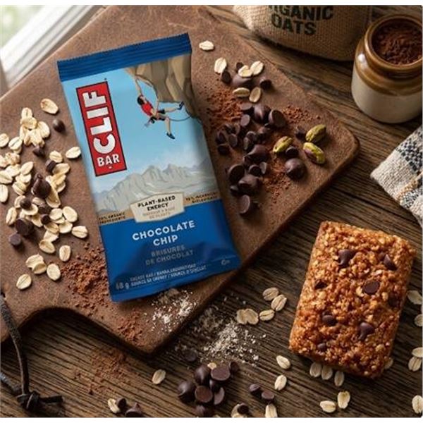 Clif Bar Chocolate Chip Energy Bars Box. 12x68g