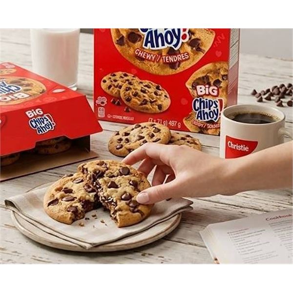 Big Chips Ahoy! Chewy Cookies Box