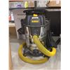 Image 3 : DEWALT Stainless Steel Shop Vacuum