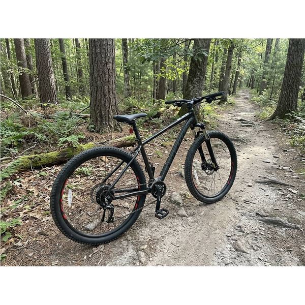 NorthRock XC27 Mountain Bike, Black