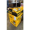 Image 1 : DEWALT 36 L/8 GAL. STAINLESS STEEL WET-DRY VACUUM