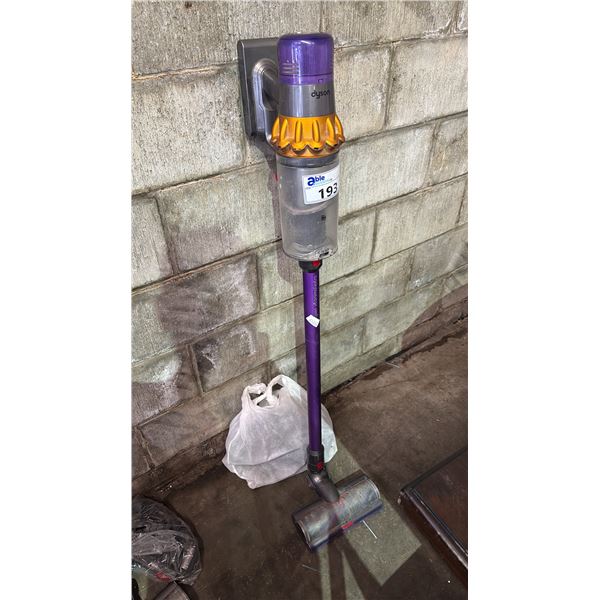 DYSON CORDLESS STICK VACUUM CLEANER WITH ATTACHMENTS AND CHARGER