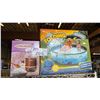 Image 1 : *NEW IN BOX* UNOMOR FOLDING PET POOL & ELECTRIC LUNCH BOX