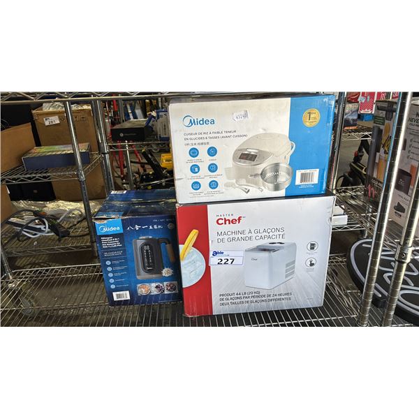 SHELF OF ASSORTED ITEMS INC. MASTER CHEF LARGE CAPACITY ICE MAKER, MIDEA HEATING NUT MILK MAKER AND