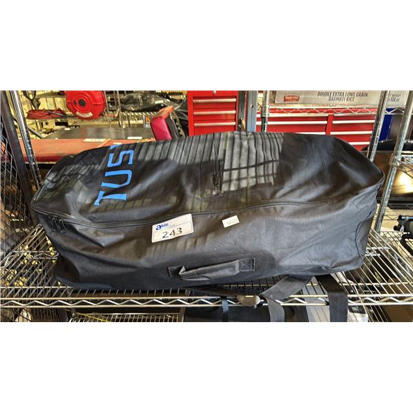 TUSY INFLATABLE PADDLE BOARD WITH MANUAL PUMP AND PADDLE WITH BAG