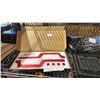 Image 2 : SHELF OF ASSORTED ITEMS INCL. WALL CLOCK, GLOVES AND MORE