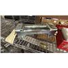 Image 3 : SLIDE HAMMER PULLER SET & WARN INDUSTRIES ROLLER FAIRLEAD