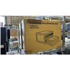 Image 3 : SHELF OF ASSORTED ITEMS INCLUDING ULTRASONIC CLEANER, FOLDABLE SHOES BOX AND TOOL KIT