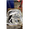 Image 2 : BOX OF INFLATABLE POOL WITH PUMP