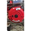 Image 2 : RED MACNAUGHT RETRACTA C1 SERIES COMPACT RETRACTABLE HOSE REEL
