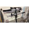 Image 1 : THULE PLATFORM HITCH BIKE RACK